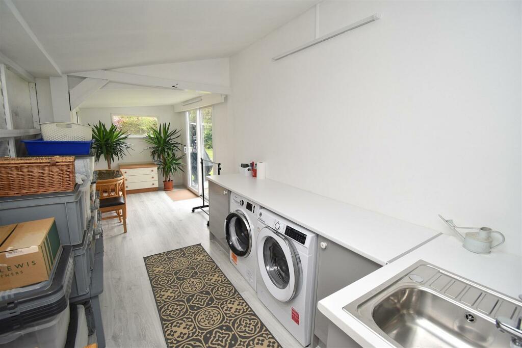 Additional image 18 of Runsell Close, Danbury