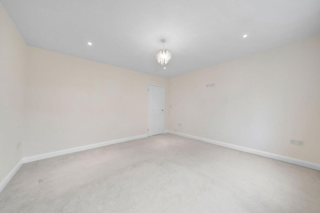 Additional image 10 of The Glen, Croydon, CR0 5EN