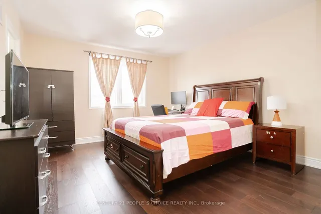 Additional image 22 of 10 Clenston Rd