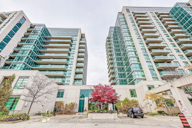 35 Brian Peck Cres Unit 807