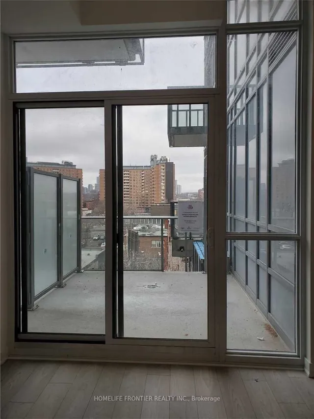 Additional image 4 of 120 Parliament St Unit 604