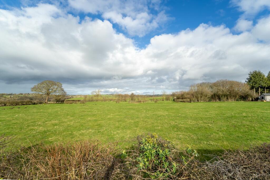 Additional image 31 of Rectory Close, CH8