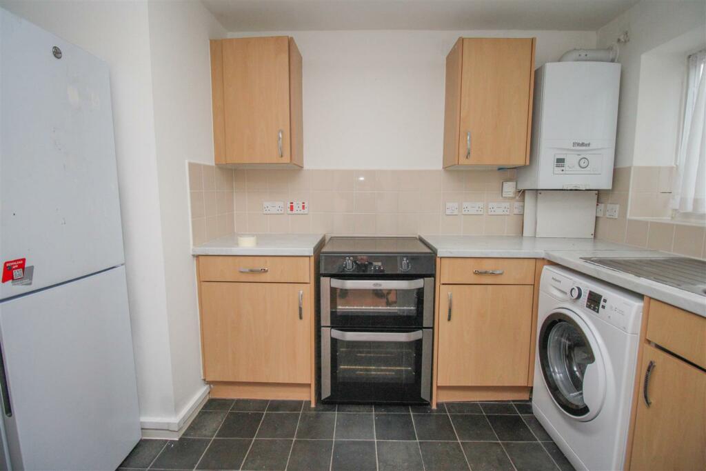 Additional image 3 of Carters Mead, Harlow