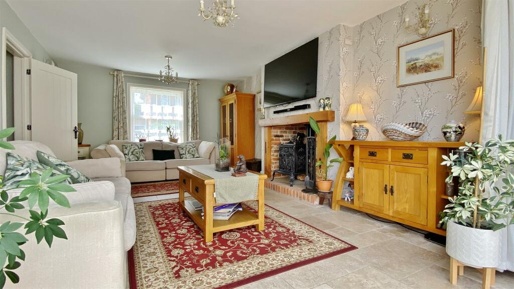 Additional image 15 of Walton Road, Kirby-Le-Soken