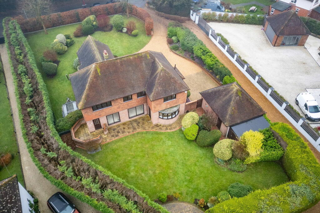 Additional image 2 of Fryerning Lane, Ingatestone, CM4 0GF