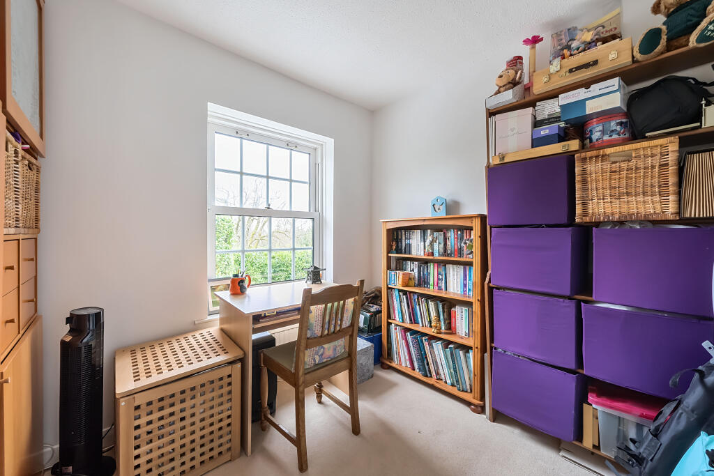 Additional image 17 of Alexanders Walk, Caterham, CR3