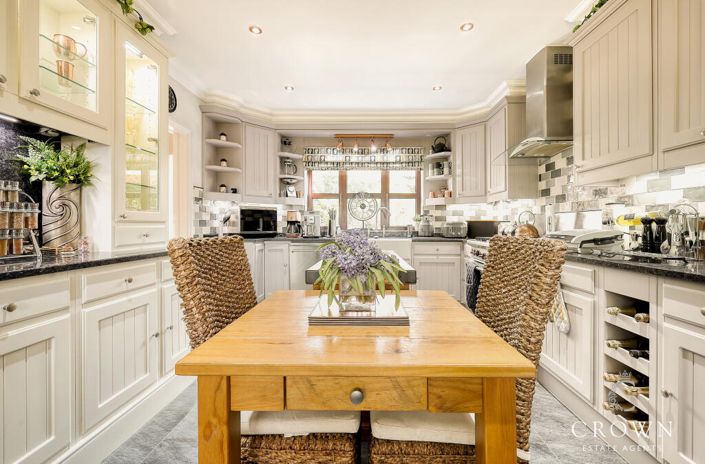 Additional image 10 of De Beauvoir Chase, Downham, Billericay