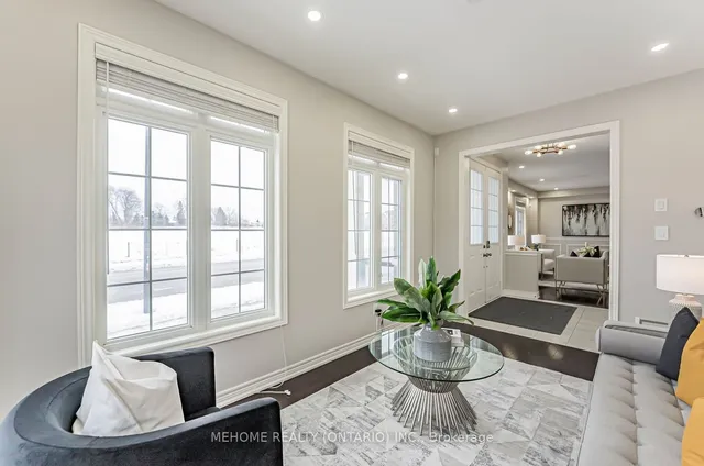 Additional image 9 of 351 Royal West Dr