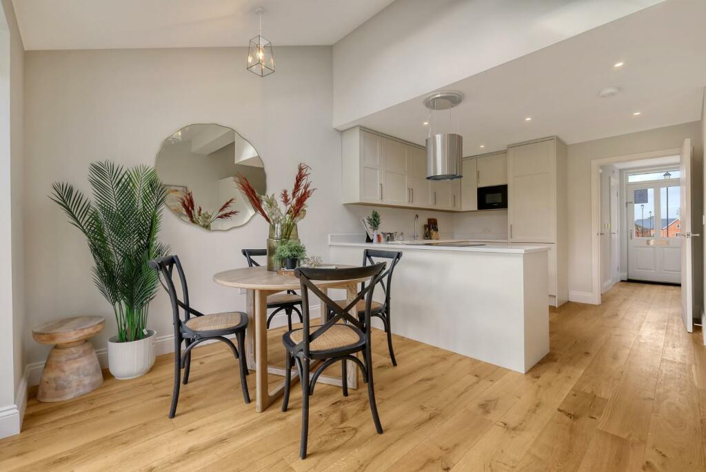 Additional image 7 of Brizes Park, Kelvedon Hatch