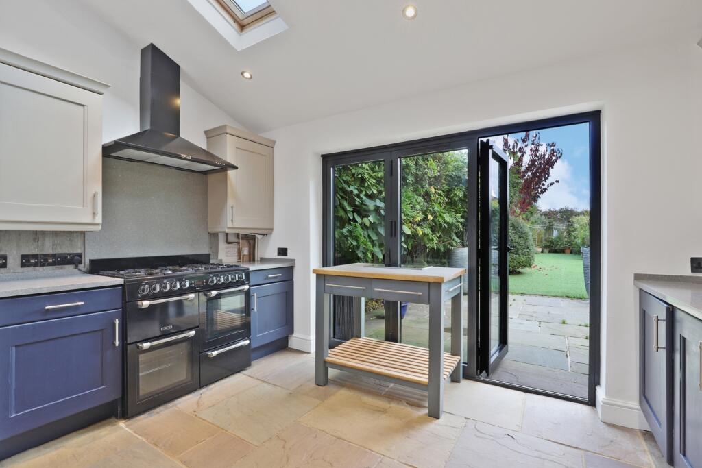 Additional image 4 of Lindsey Street, Epping, CM16