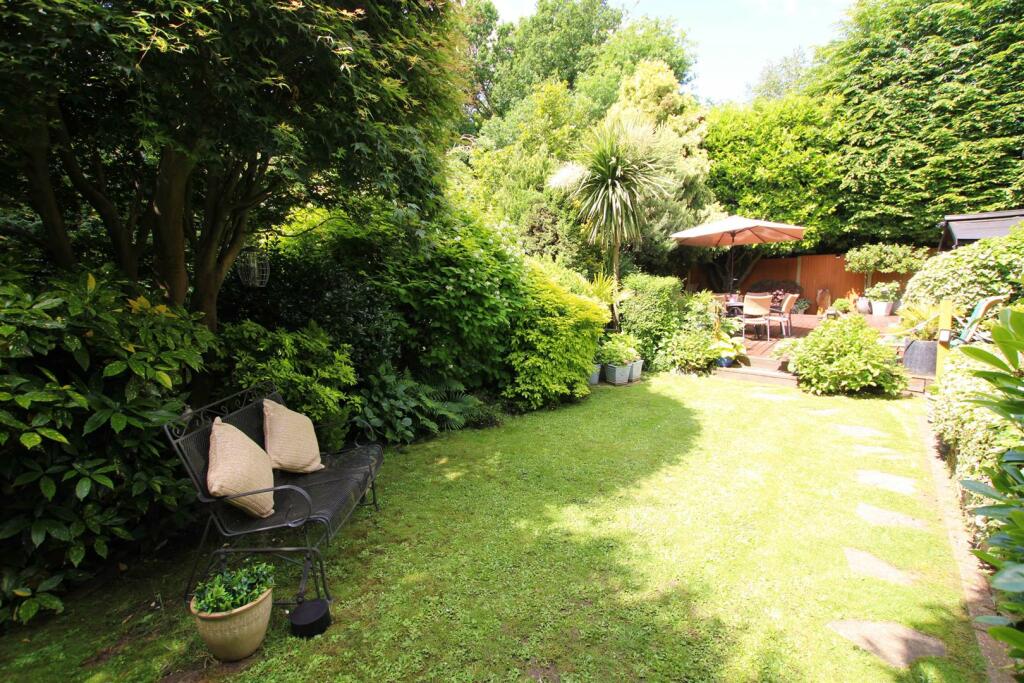 Additional image 22 of Highland Grove, Billericay