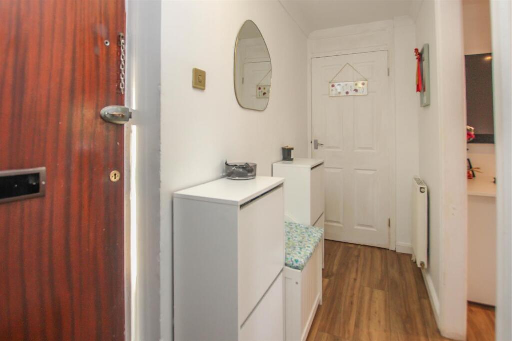 Additional image 4 of Gordon Road, Shenfield, Brentwood