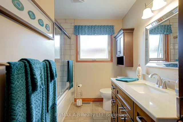 Additional image 18 of 78 Coach Hill Dr