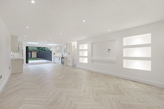 Additional image 4 of Coopers Hill, Ongar, CM5