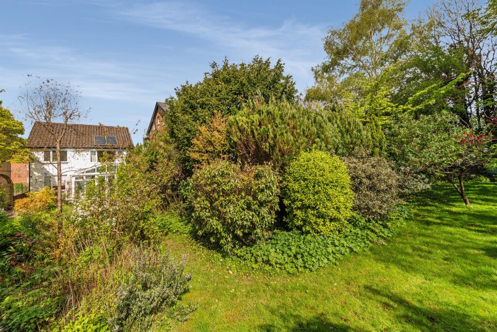 Additional image 17 of Campden Road, South Croydon