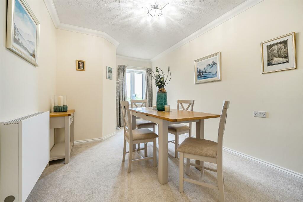 Additional image 9 of Cooper Lodge, Frinton-On-Sea
