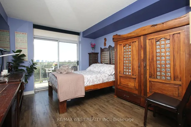 Additional image 18 of 650 Lawrence Ave Unit 905