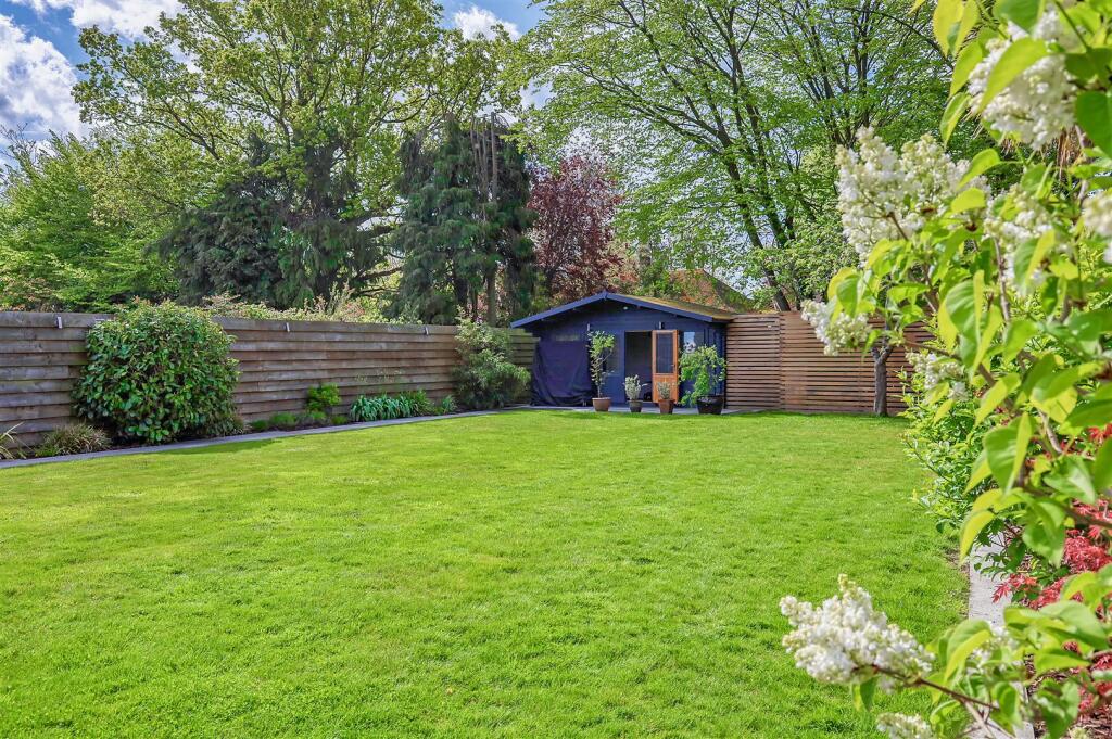 Additional image 25 of Newmans Drive, Hutton Burses