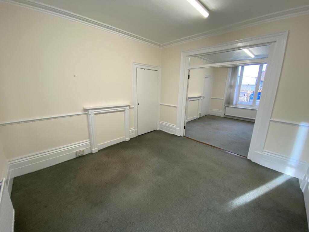 Additional image 4 of 121 New London Road, Chelmsford, Essex, CM2 0QT