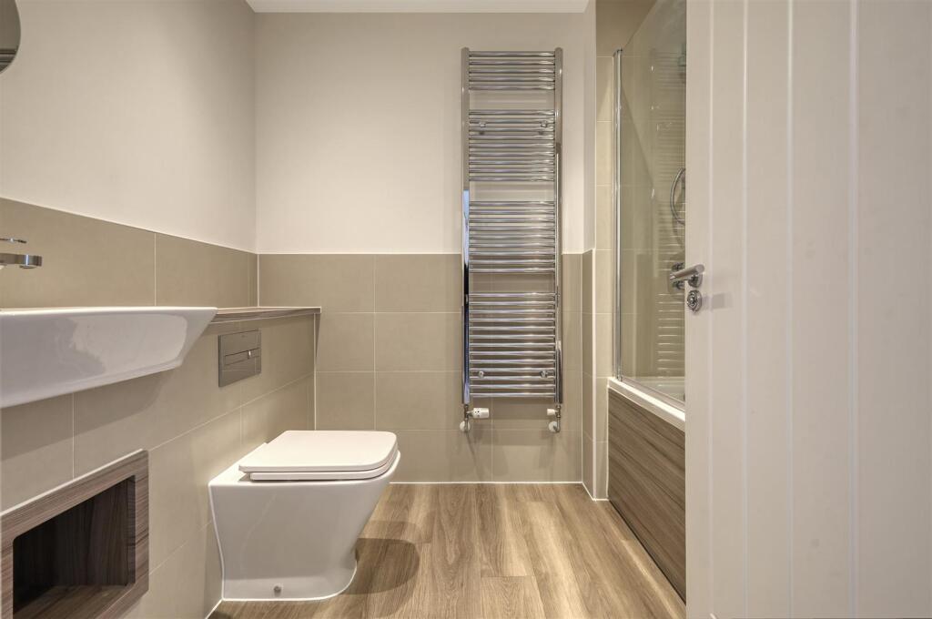 Additional image 16 of Grantham Drive, Chelmsford