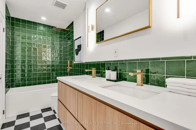 Additional image 22 of 60 Southport St Unit 912