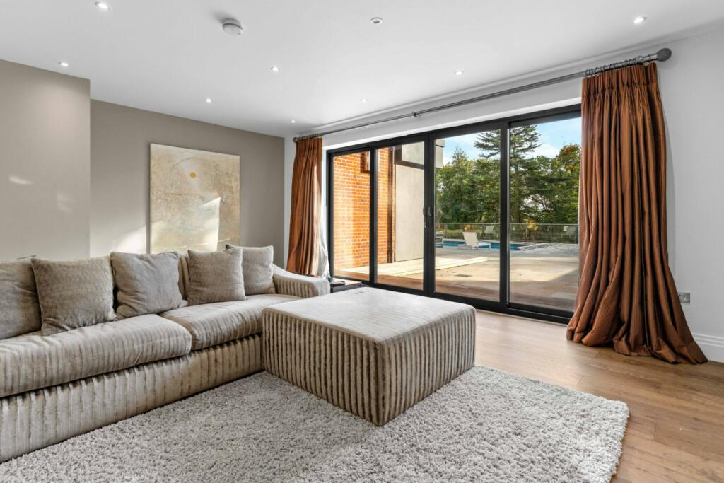 Additional image 9 of Dane O'Coys Road, Bishop's Stortford, Hertfordshire, CM23