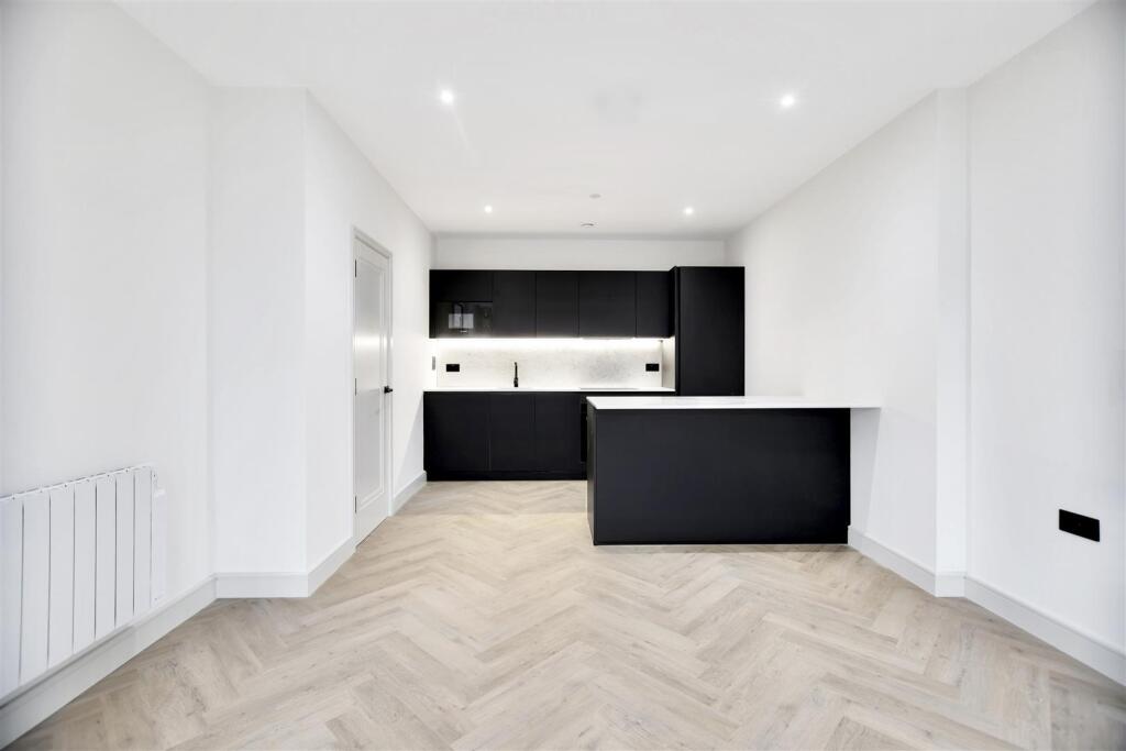 Additional image 4 of Plot 4, Pilgrim House, High Street, Billericay