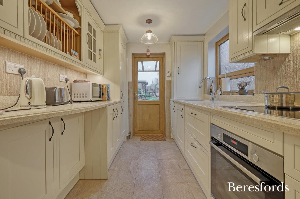 Additional image 2 of Barn Mead, Doddinghurst, CM15