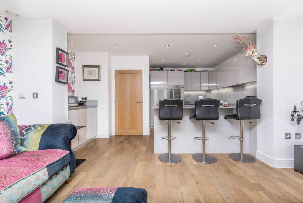 Additional image 15 of Mowbray Close, Epping