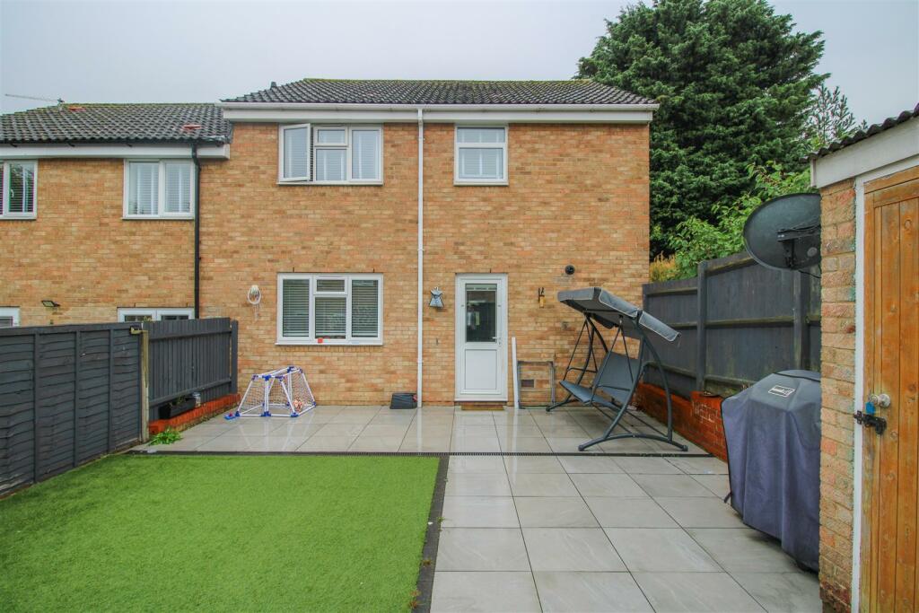 Additional image 9 of Jocelyns, Old Harlow