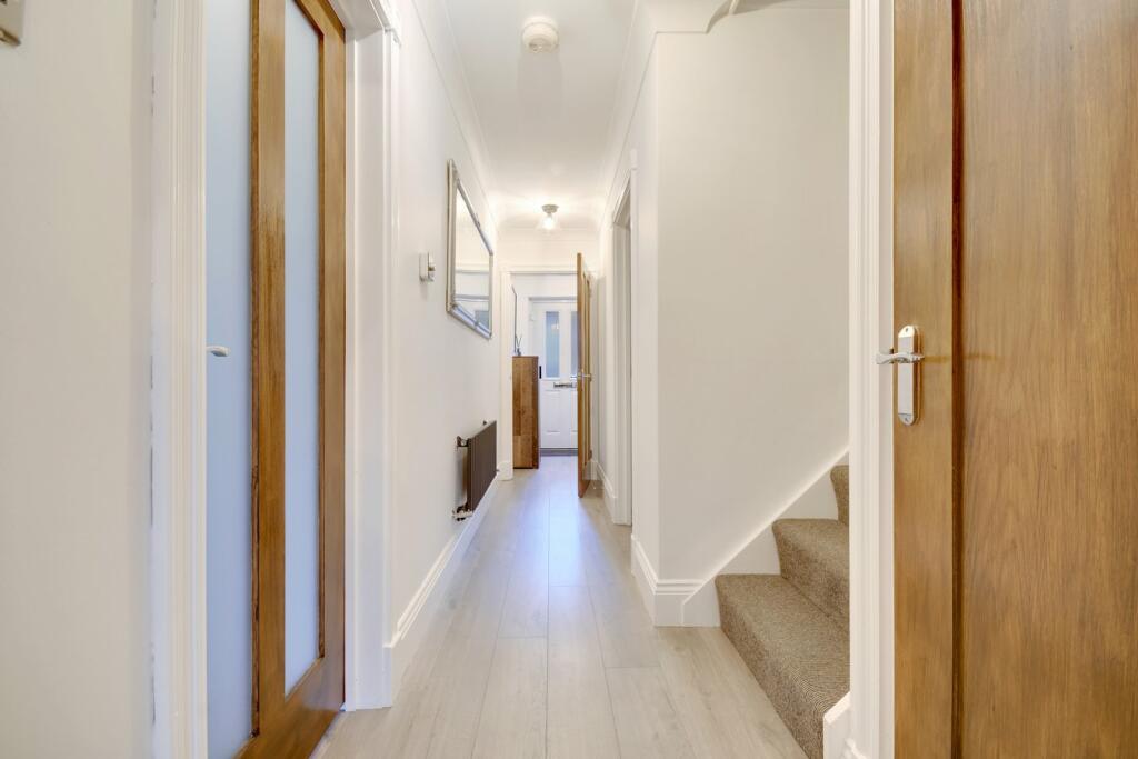 Additional image 13 of Britannia Close, Billericay, CM11