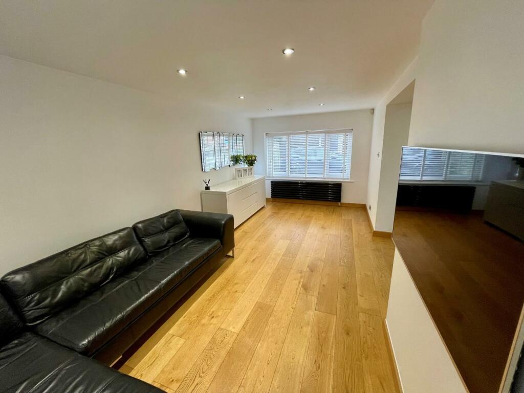 Additional image 8 of Selby Green, Little Sutton