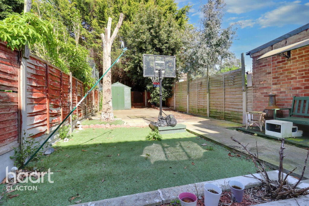 Additional image 10 of First Avenue, Walton On The Naze