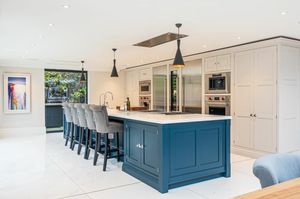 Additional image 2 of Dome Hill, Caterham, CR3