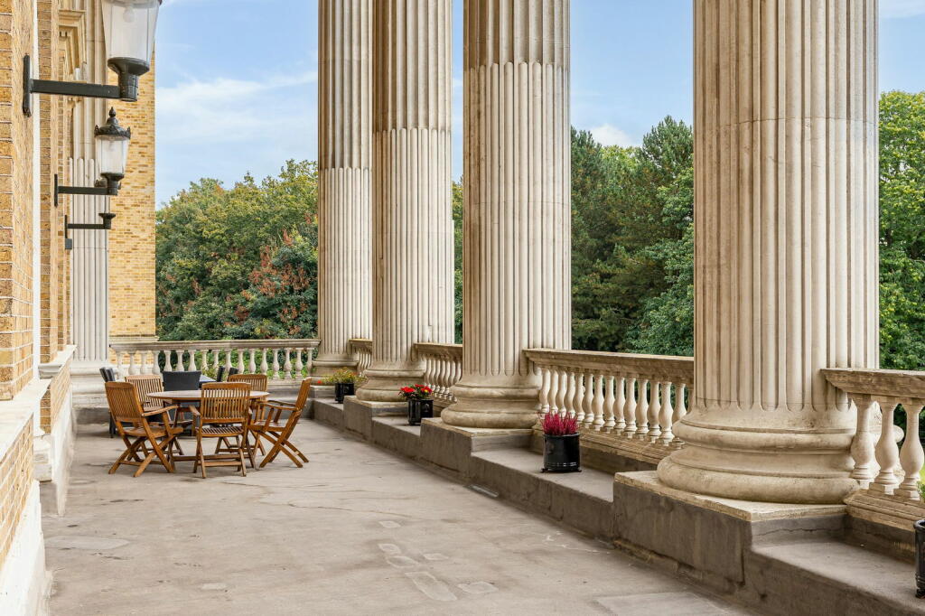 Additional image 2 of Thorndon Park, Ingrave, Brentwood, CM13 3RJ