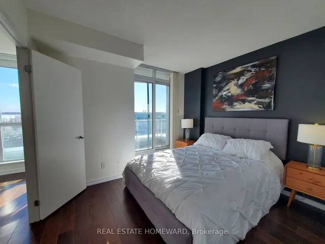 Additional image 23 of 218 Queens Quay Unit 406