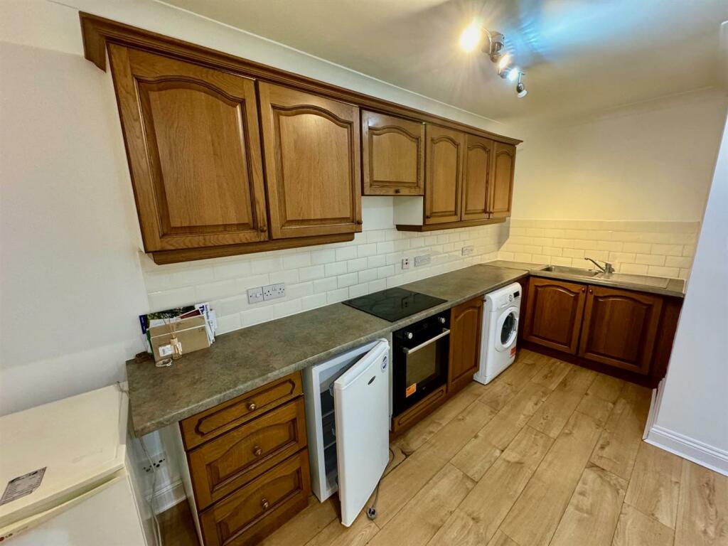 Additional image 11 of Near Station, Stansted