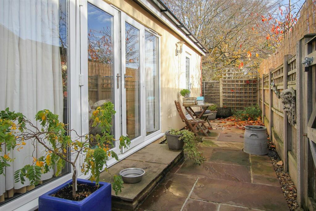 Additional image 4 of Barn Mead, Doddinghurst, Brentwood