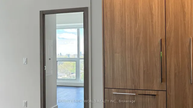 Additional image 17 of 27 Mcmahon Dr Unit #1102