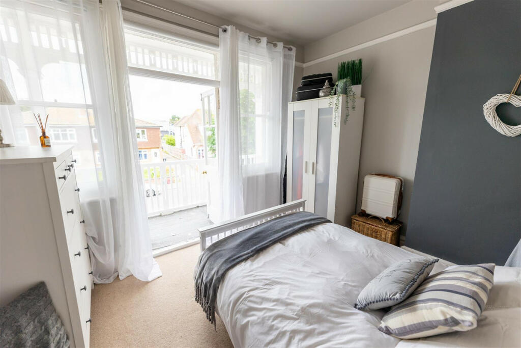 Additional image 21 of Trafalgar Road, Clacton-On-Sea, CO15 1