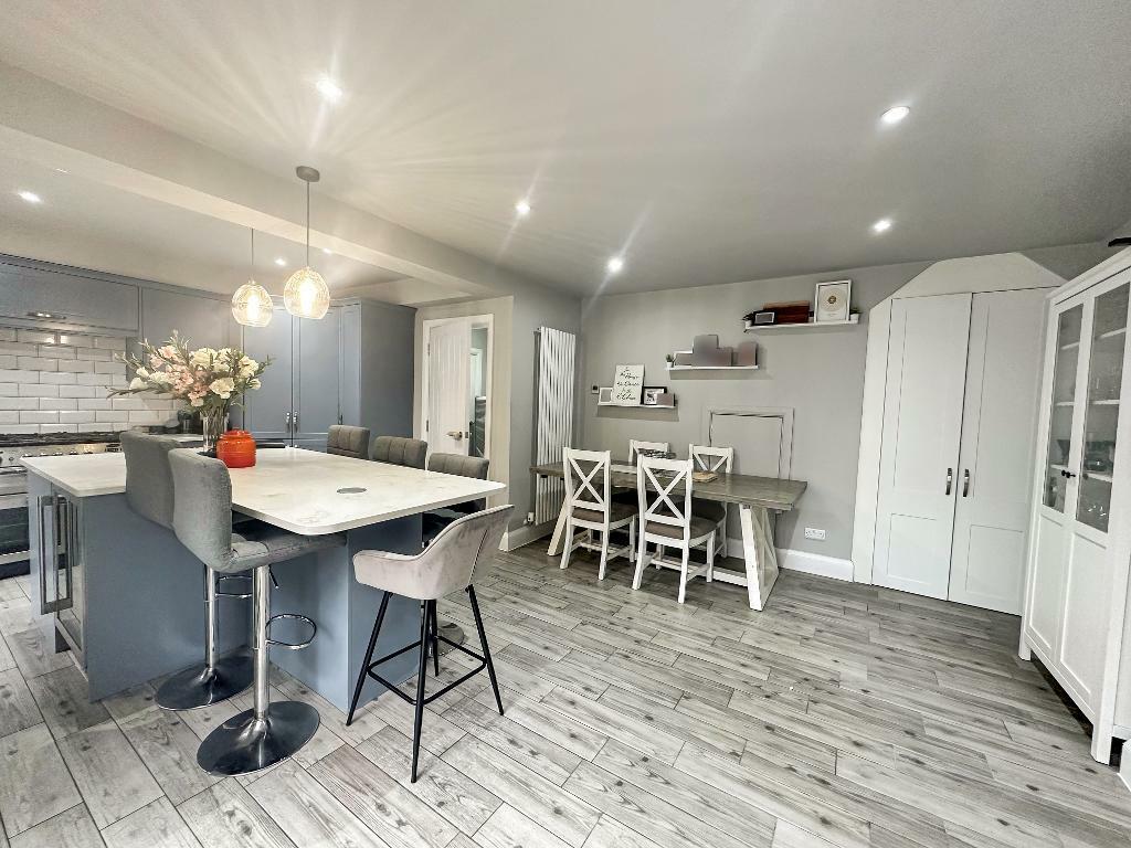 Additional image 6 of Farm Fields, Sanderstead, CR2 0HQ