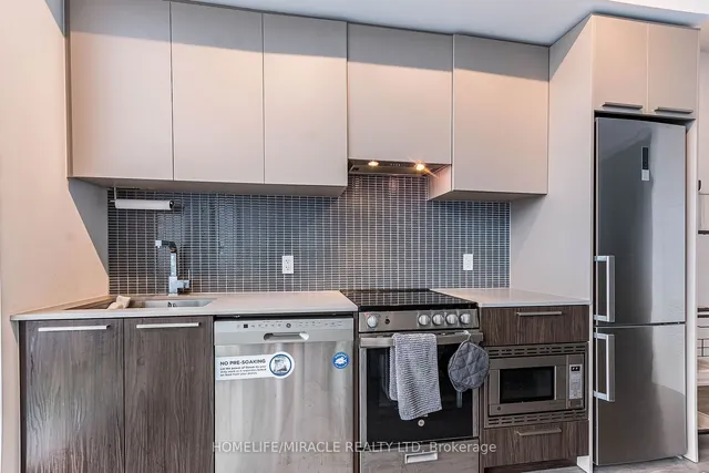 Additional image 11 of 4208 Dundas St Unit 815