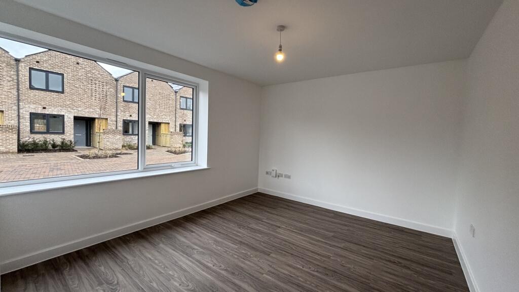 Additional image 5 of Oakview Walk, Harlow, Essex, CM18