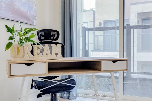 Additional image 31 of 719 Lawrence Ave Unit 52