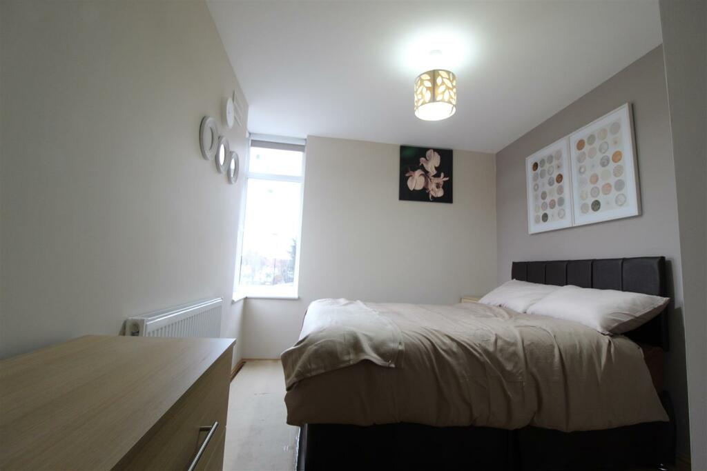 Additional image 10 of Meadvale Road, Croydon