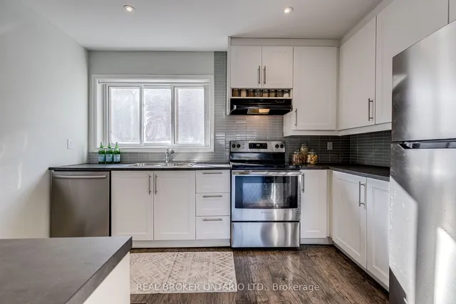 Additional image 7 of 50 Scarborough Golf Club Rd Unit 114