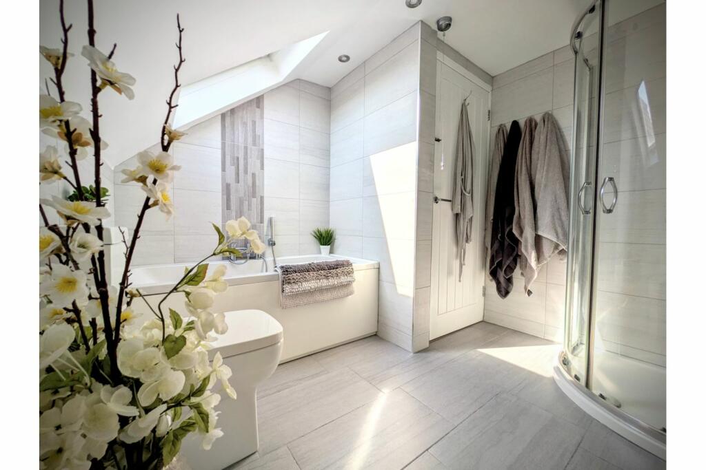 Additional image 30 of Lorraine Close, Billericay, CM11