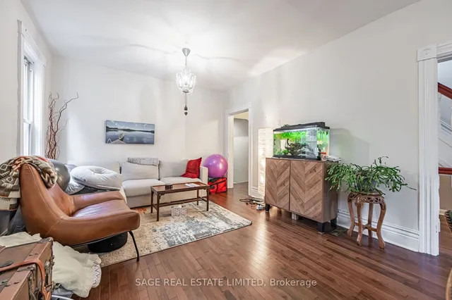 Additional image 20 of 37 Garden Ave