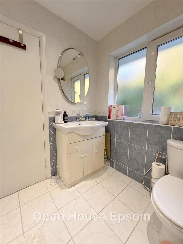 Additional image 39 of Boundary Way, Croydon