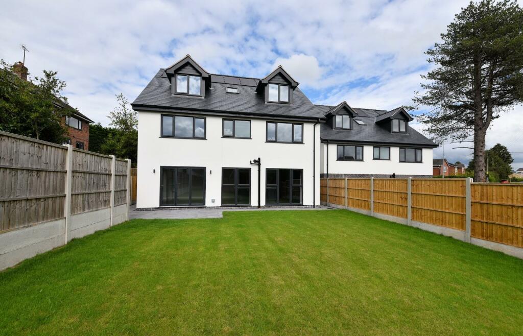 Additional image 3 of Tai Hydref, Main Road, Sychdyn, Mold